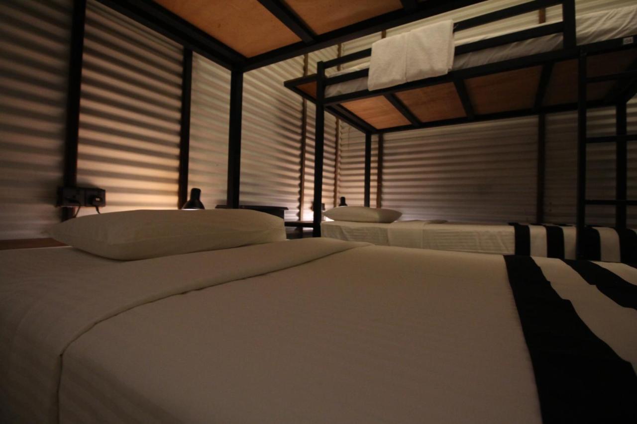 Lost & Found Hostels - Mandaramnuwara Mandaran Newara Bagian luar foto